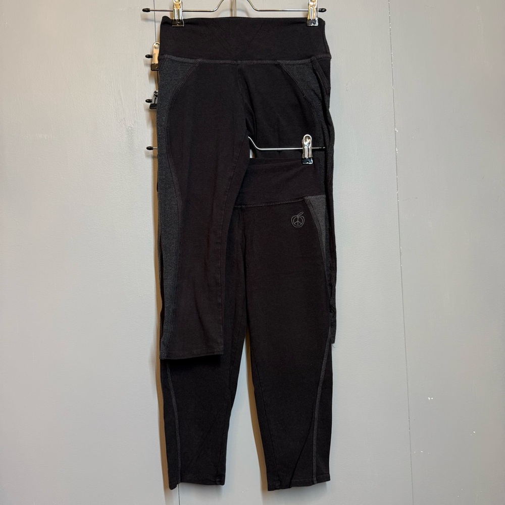 2 pair Green Apple Bamboo Yoga Capri Pants